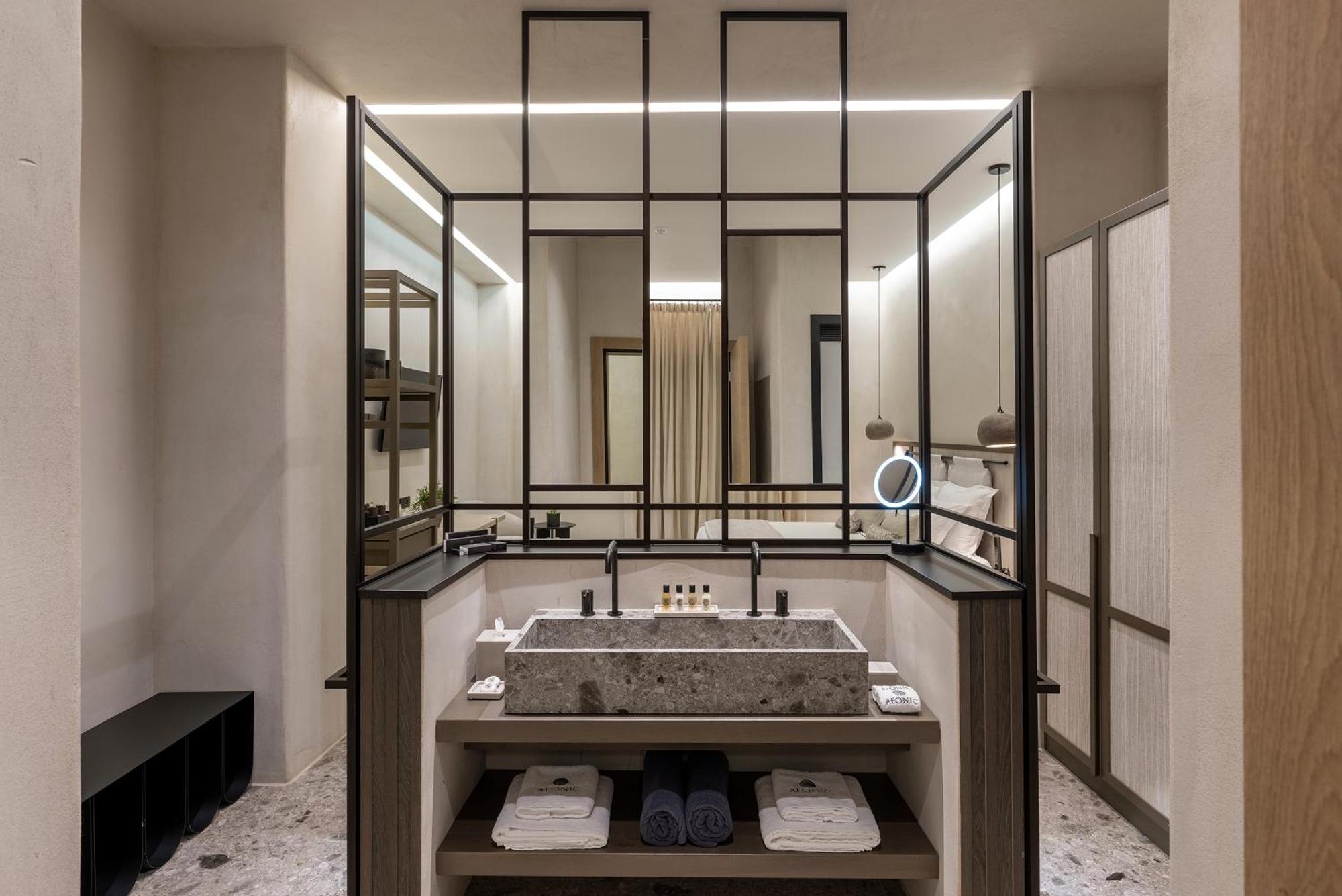Aeonic Suites And Spa Mykonos Town Экстерьер фото